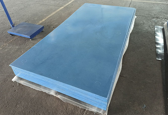 What is the performance of UHMWPE sheet?